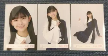 야마카와 우이 BAN MV 의상 브로마이드