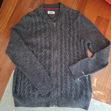 연내 한정 가격 인하 TOMMY HILFIGER DENIM 스웨터