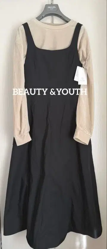 새상품 BEAUTY&YOUTH 블랙 오버롤 스커트 원피스 스커트