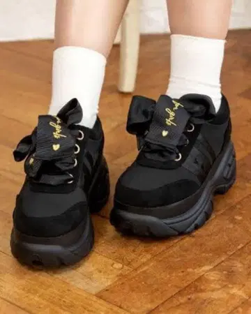 LIZLISA 통굽 스니커즈