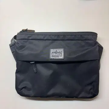 맨하탄 포티지 블랙 라벨 숄더백