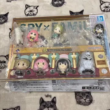 스파이 패밀리 굿즈 여러 가지