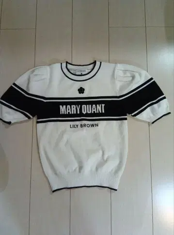 MARY QUANT x LILY BROWN 반팔 니트