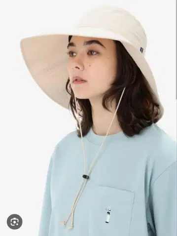 [미사용 택 포함] 헬리한센 비치 플레어 햇 아이보리