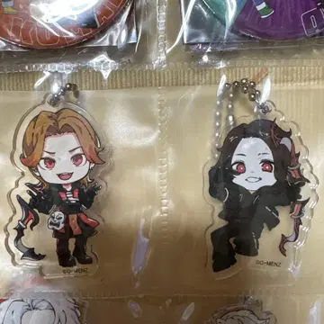 O-MENZ 아크릴 키링 세트