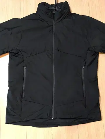 워크맨 X Shelter 단열 자켓 블랙 L 사이즈