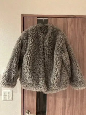 [ 미사용 새상품 ] 보아 코트 보아 자켓 그레이 ELENCARE DUE