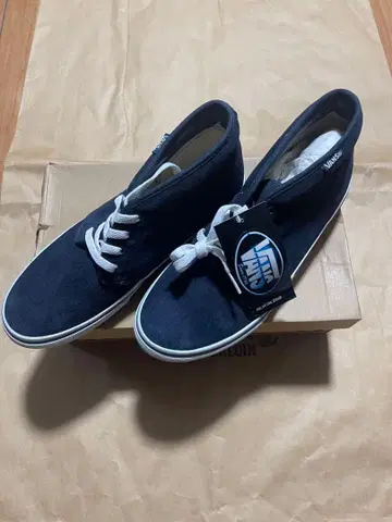 미사용품 VANS 네이비 챠커 스웨이드 스니커즈