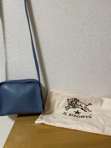 IL BISONTE 파랑 스카이블루 숄더백 수납 가방 포함