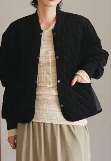 2025 신상 라벤햄 / 벨벳 PANELED BOMBER JACKET