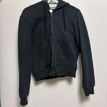 블랙 풀 지퍼 후드 부착 후드티