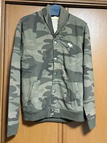Abercrombie&Fitch 아우터 카모플라주 택 포함 새상품