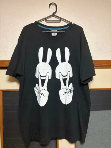 CUNE 토끼 프린트 T셔츠 XL 블랙