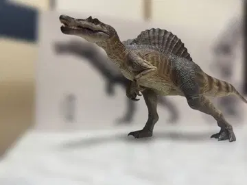 난무 본심난개 스피노사우루스