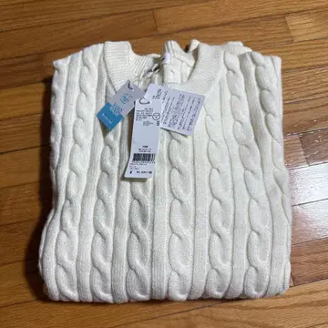 글로벌 워크 케이블 니트 M 사이즈 아이보리