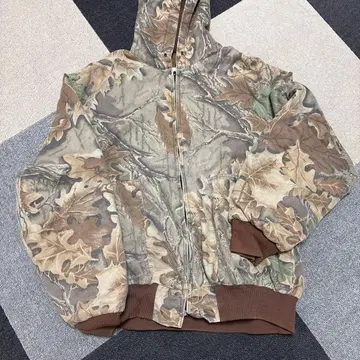 LIBERTY 리얼트리 자켓