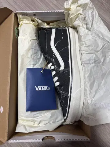 VANS x INVINCIBLE LX SK8 MID 28cm