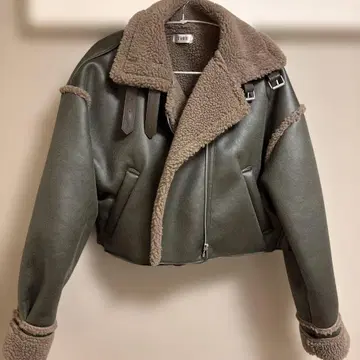 [ EMODA ] 무스탕 자켓