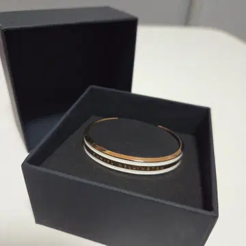 다니엘 윌링턴 반지 팔찌