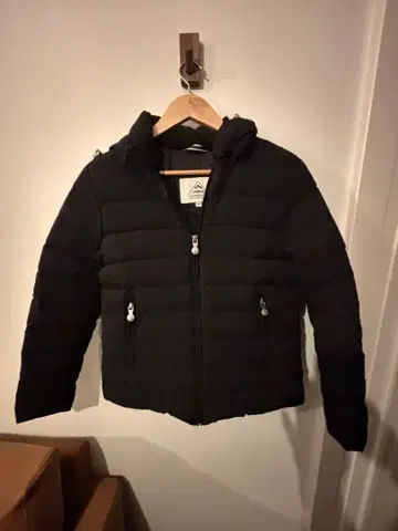 PYRENEX 다운 자켓 블랙 38