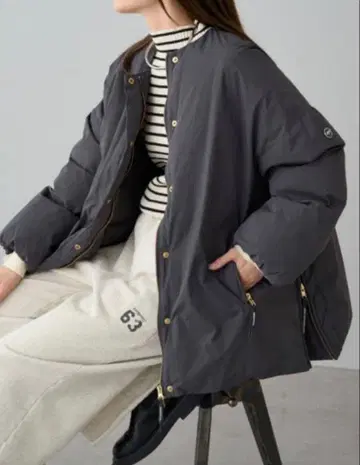 2025 PUAL CE CIN 프렌치 덕 다운 사이드 지퍼 자켓