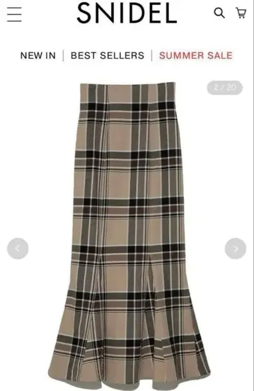 SNIDEL 체크 무늬 플레어 스커트