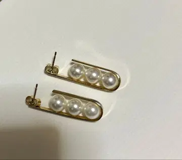 야누카 januka x TOMORROWLAND 3 쉘 펄 귀걸이