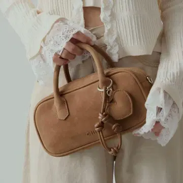 Chico 치코 하트 참 포함 가로 보스턴 백