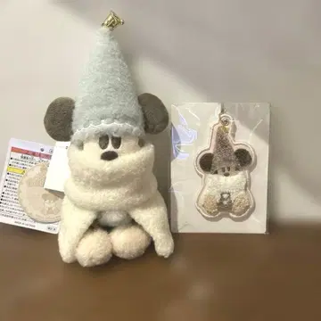 디즈니 크리스마스 2025 린린 캡슐 토이 인형 배지