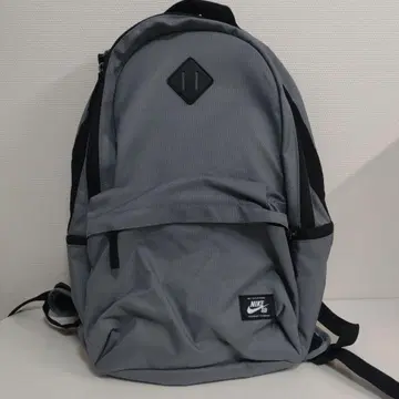 NIKE 그레이 백팩