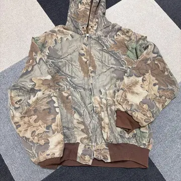 LIBERTY 리얼트리 후드 부착 자켓