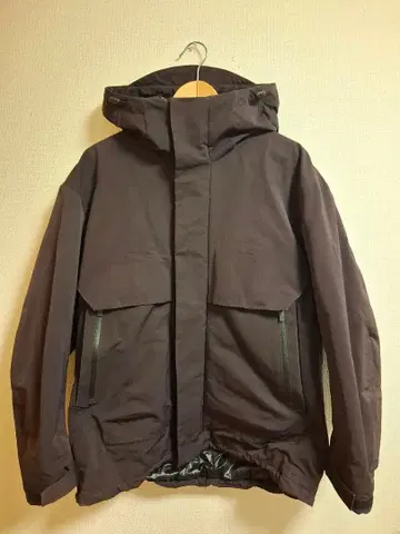 [ 유니클로 ] 하이브리드 다운 파카 보르도 M 사이즈 남성용