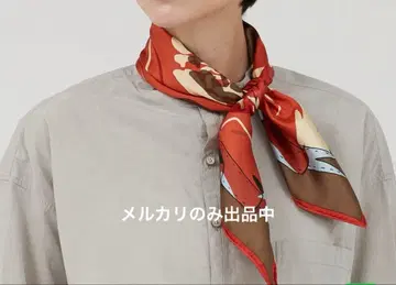 마니프리 콜라주 로즈 오렌지 스카프