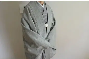 모몽가 코트 비버 라이트 그레이 키노하나