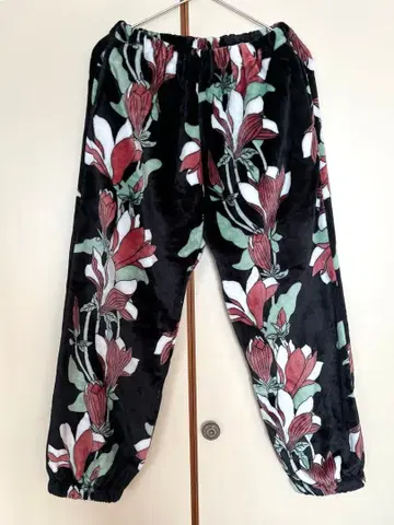 미사용 차이하네 카야 꽃무늬 플리스 캐주얼 팬츠