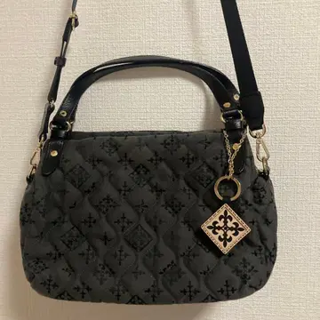 러셋 퀼팅 컬러 핸들 미니 토트백 참 포함