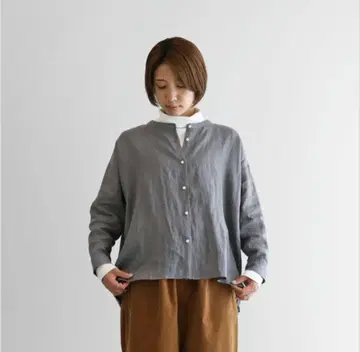 HUIS 엔슈 직물 U104 셔틀 린넨 밴드 카라 와이드 블라우스 블랙