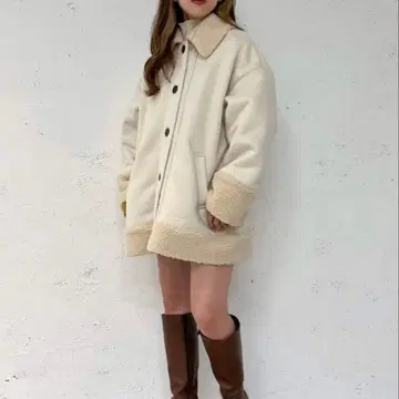 [ 미사용 새상품 ] Ambre Neige 리버서블 보아 무스탕 자켓