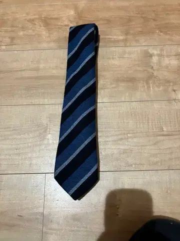 유나이티드 애로우즈 취급 Ross-Milano 울 넥타이