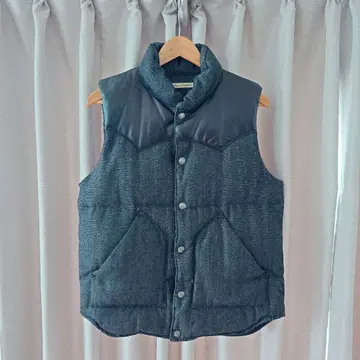 저널 스탠다드/ 소가죽 다운 베스트