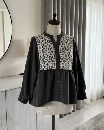 Jours+ 롱 슬리브 블라우스 카모마일 그레이 3L