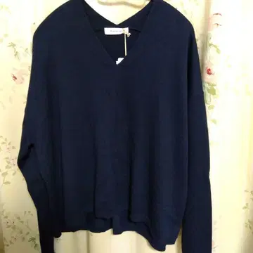 E by eclat 네이비 스웨터