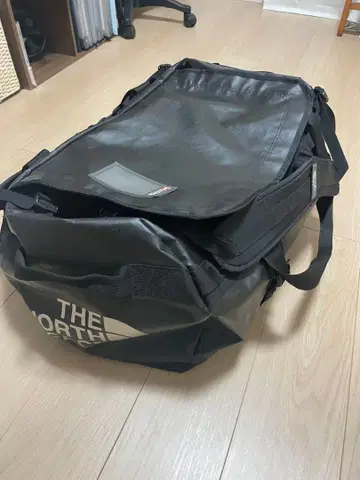 THE NORTH FACE 블랙 더플백