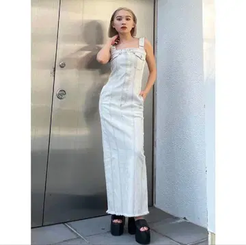 EMODA 화이트 데님 살로펫