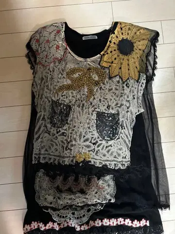 레이스 장식 슬리브리스 원피스