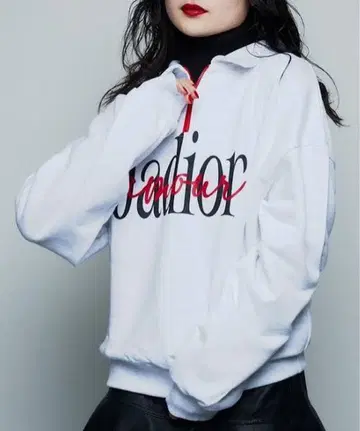 [ 프리 사이즈 ] Narcissus 그레이 집업 맨투맨