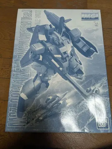 건담 프라모델 1/100 MG 제타 플러스(유니콘 ver) 제작 중고품