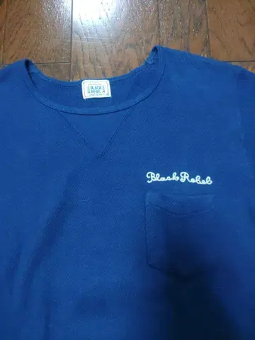 루드 갤러리 블랙 라벨 써멀 M 체인 스티치