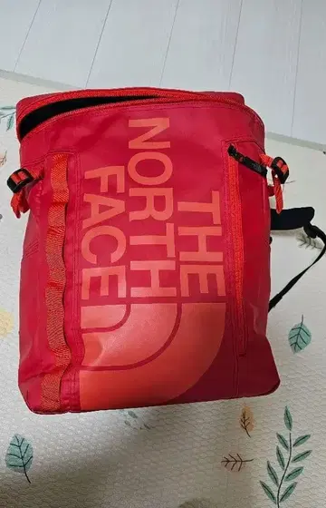 THE NORTH FACE 레드 백팩