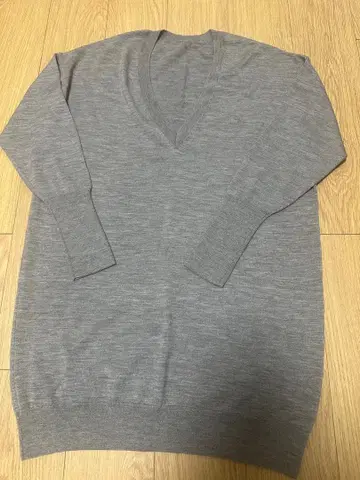 knott V넥 튜닉 스웨터 투모로우랜드 knott